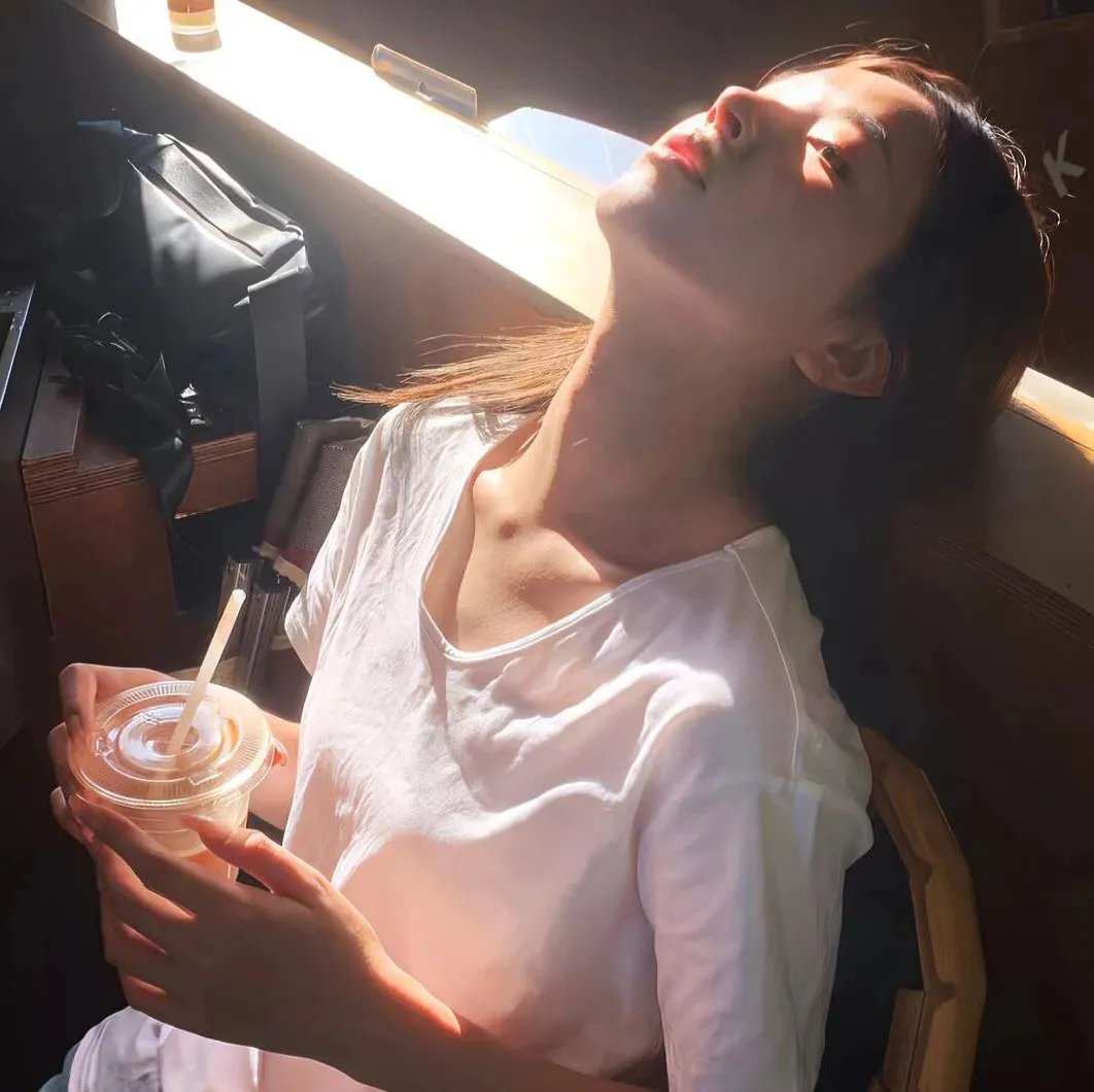 血溅小楼破碎心